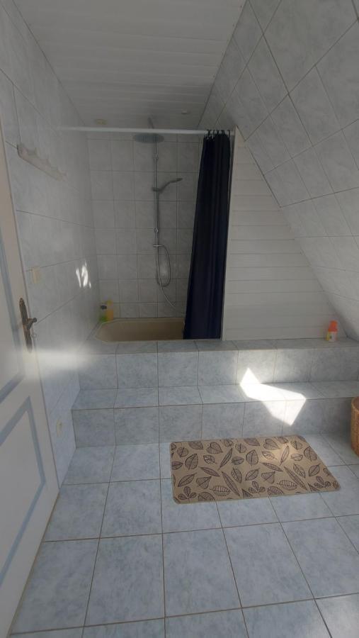 Appartement L'Ecureuil Roux à Motteville Extérieur photo